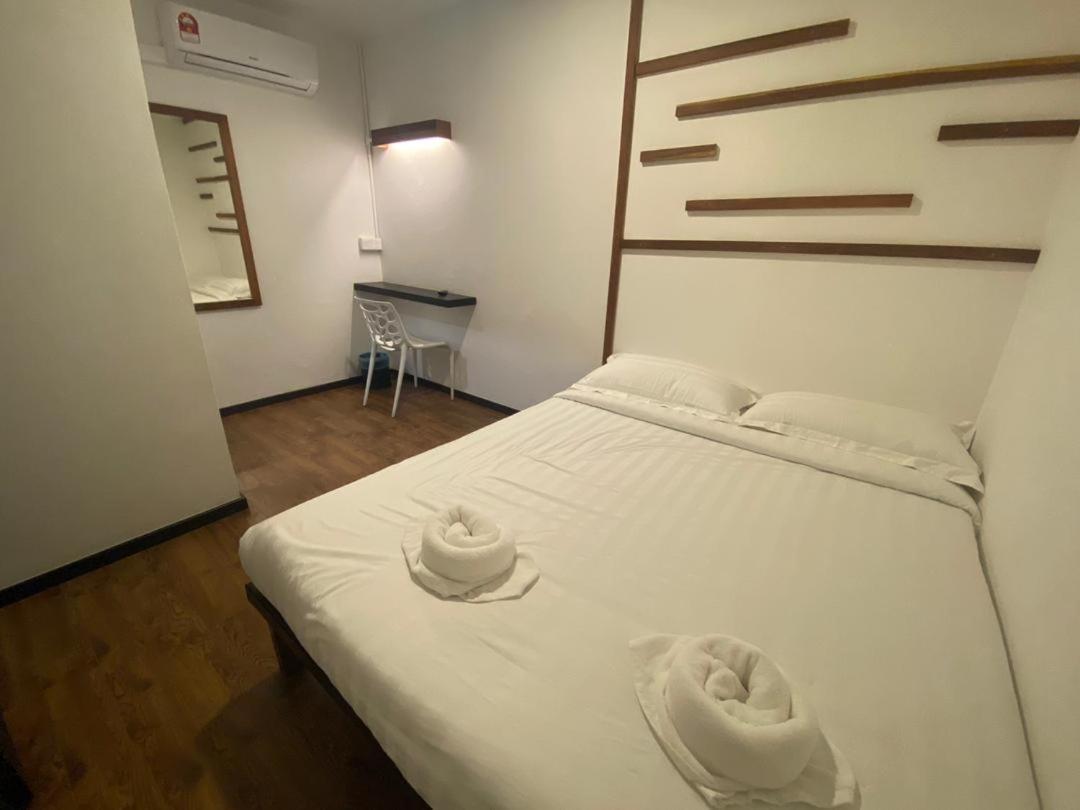 Kuching Hotel Ngoại thất bức ảnh